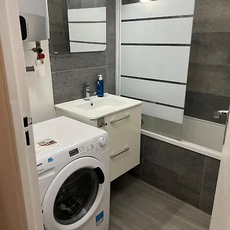 Apartment Pres De La Defense Nanterre